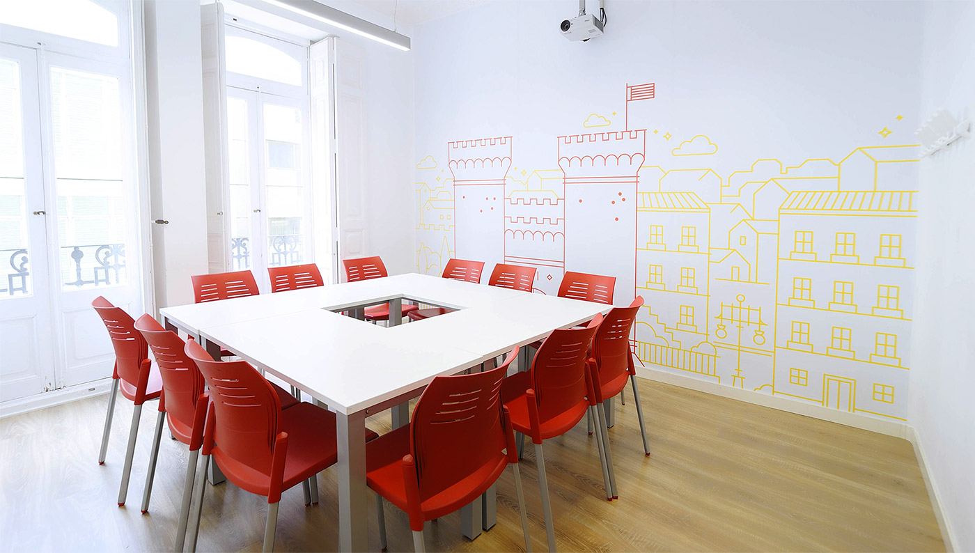 Pixelarte - Estudio de diseño gráfico - Diseño de aulas de formación para Esmovia