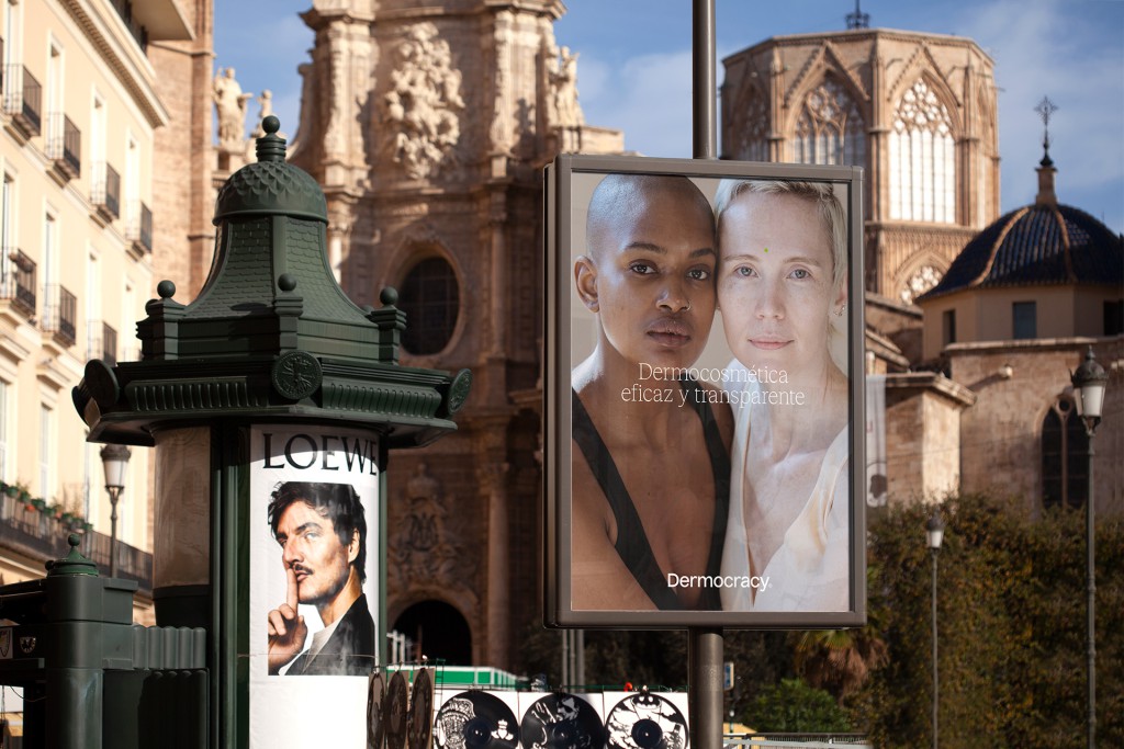 Pixelarte estudio de diseño - Dermocracy-diseño identidad corporativa y publicidad exterior cosméticos