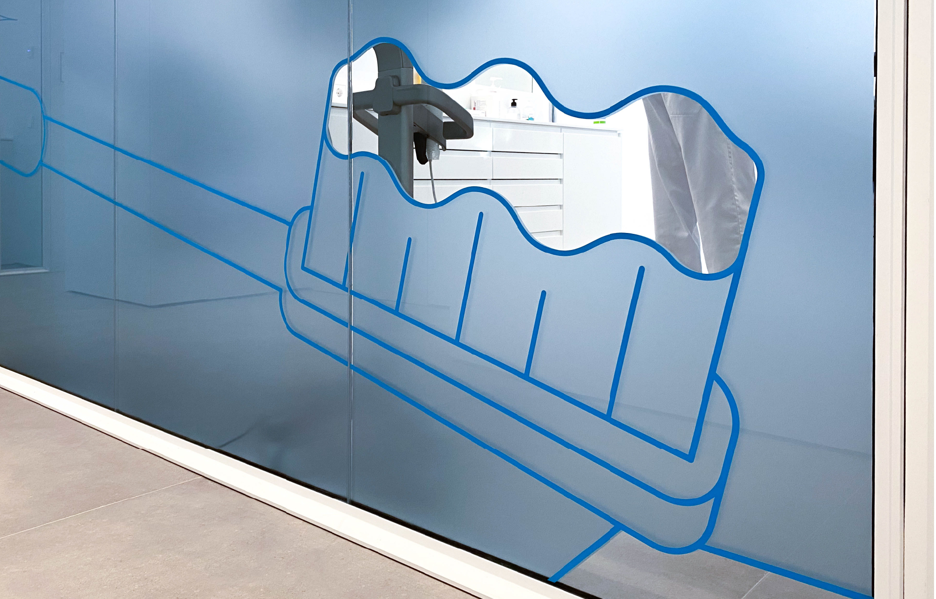 Pixelarte - Estudio de Diseño - Diseño de rotulación interior para Clínica Juan Margarit